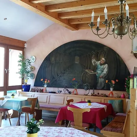 Weinhaus Paradies Frühstückspension Neustadt an der Weinstraße