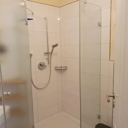 Weinhaus Paradies 3*