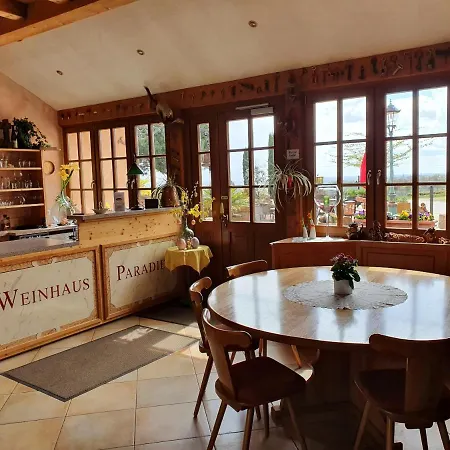 Frühstückspension Weinhaus Paradies